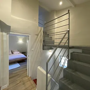 https://linstant-vaista.fr-provencehotel.com