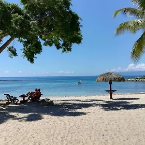 https://studio-vue-mer-anse-des-rochers-piscine-et-plage.comcaribbean.com