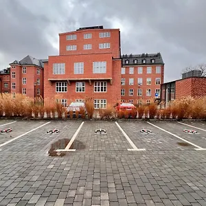 Apartment Brick House Premium, Breslau